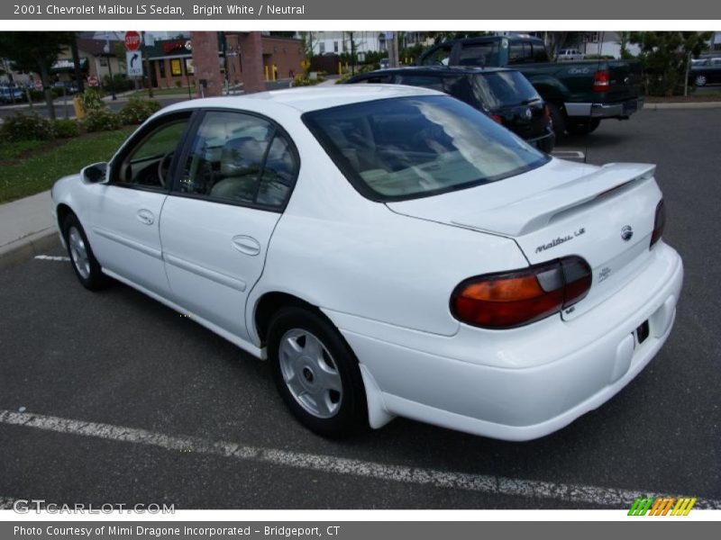 Bright White / Neutral 2001 Chevrolet Malibu LS Sedan