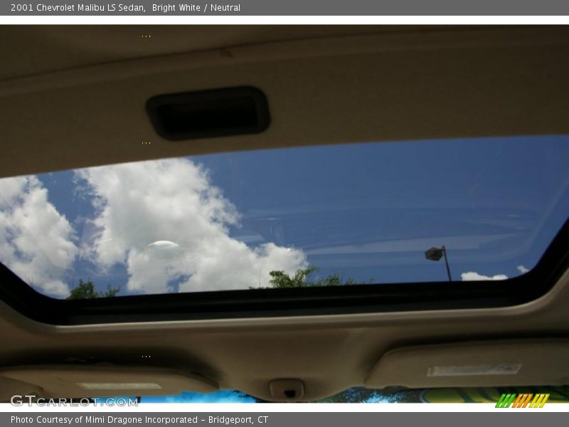 Bright White / Neutral 2001 Chevrolet Malibu LS Sedan