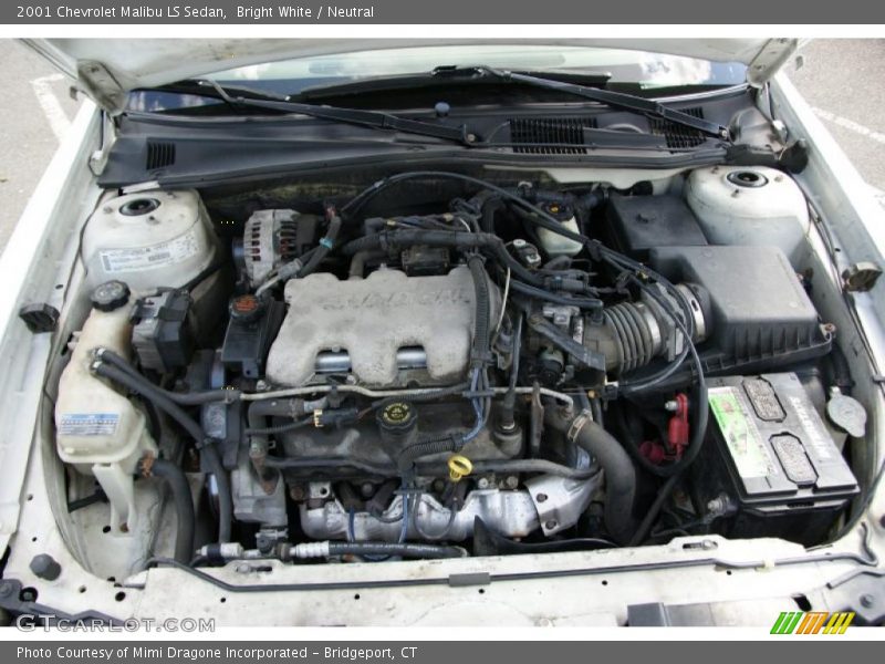 Bright White / Neutral 2001 Chevrolet Malibu LS Sedan