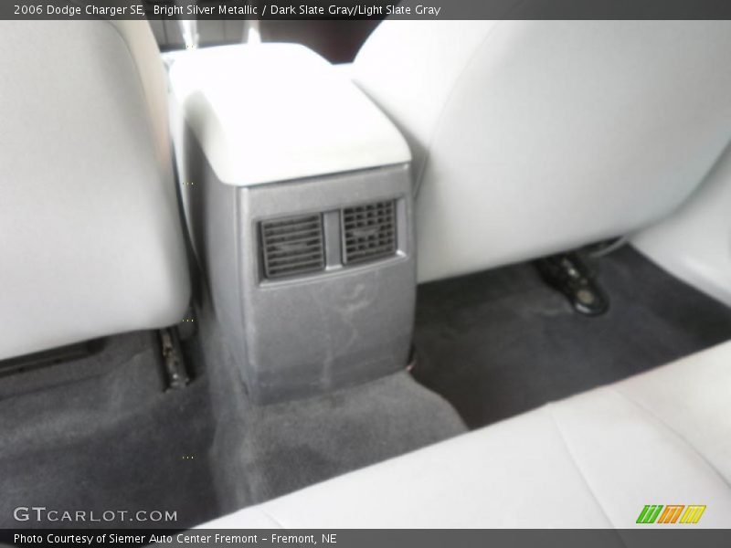 Bright Silver Metallic / Dark Slate Gray/Light Slate Gray 2006 Dodge Charger SE