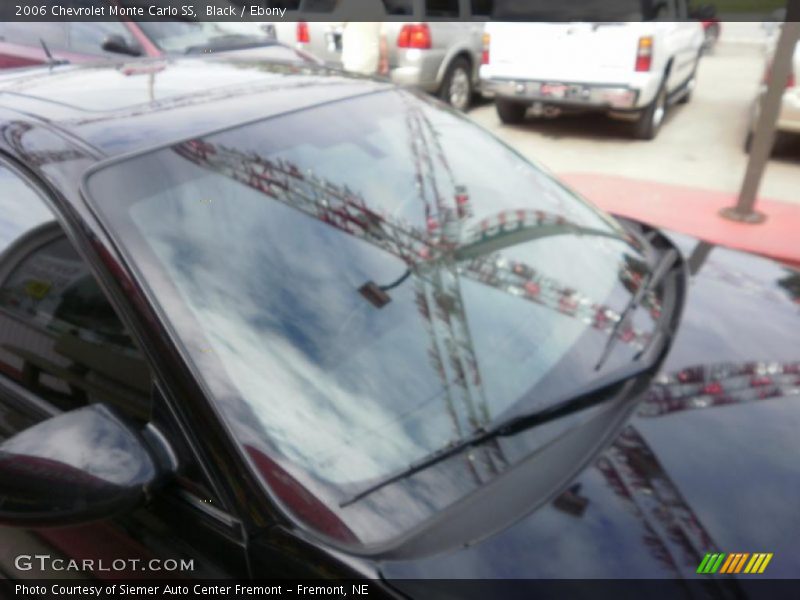 Black / Ebony 2006 Chevrolet Monte Carlo SS