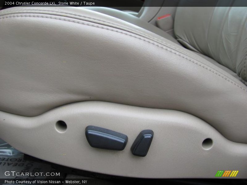 Stone White / Taupe 2004 Chrysler Concorde LXi