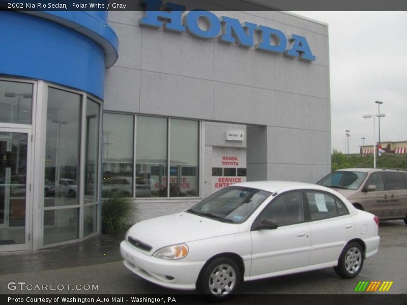Polar White / Gray 2002 Kia Rio Sedan