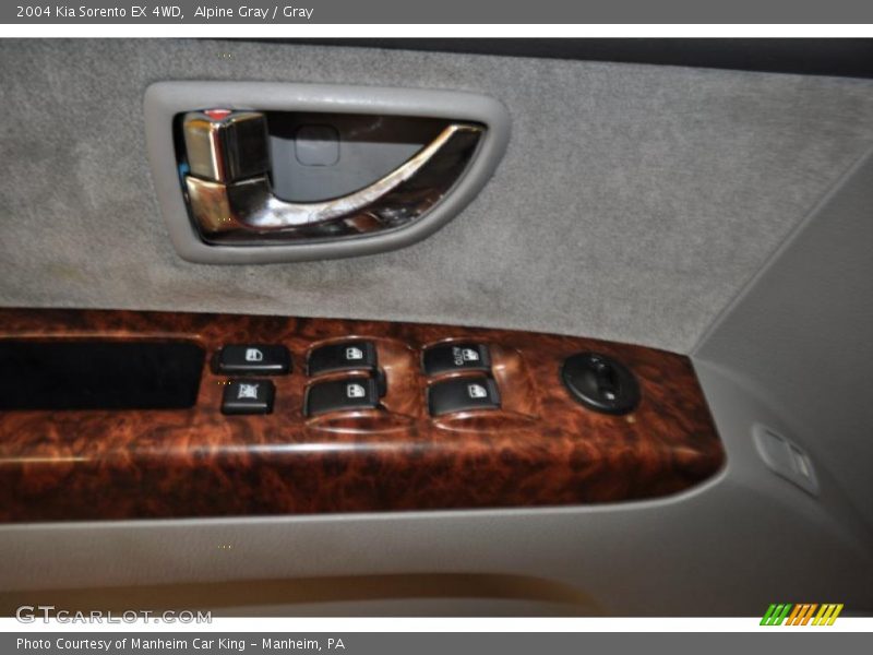 Alpine Gray / Gray 2004 Kia Sorento EX 4WD