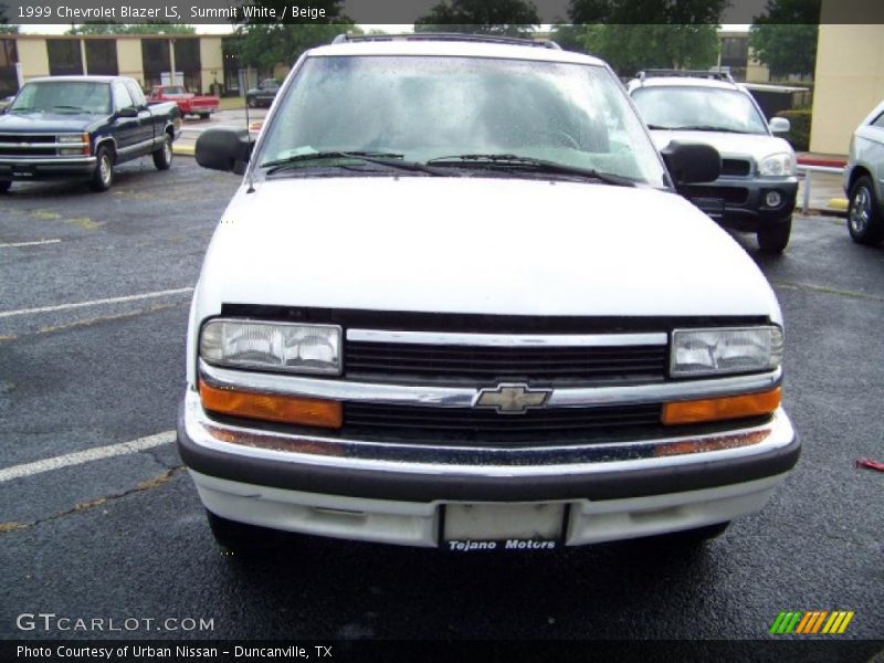 Summit White / Beige 1999 Chevrolet Blazer LS