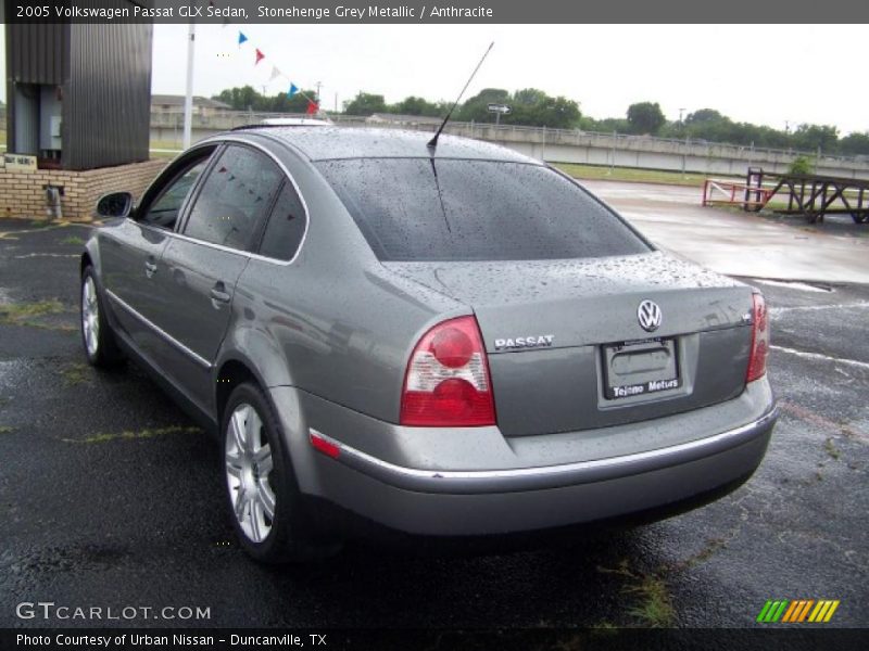 Stonehenge Grey Metallic / Anthracite 2005 Volkswagen Passat GLX Sedan
