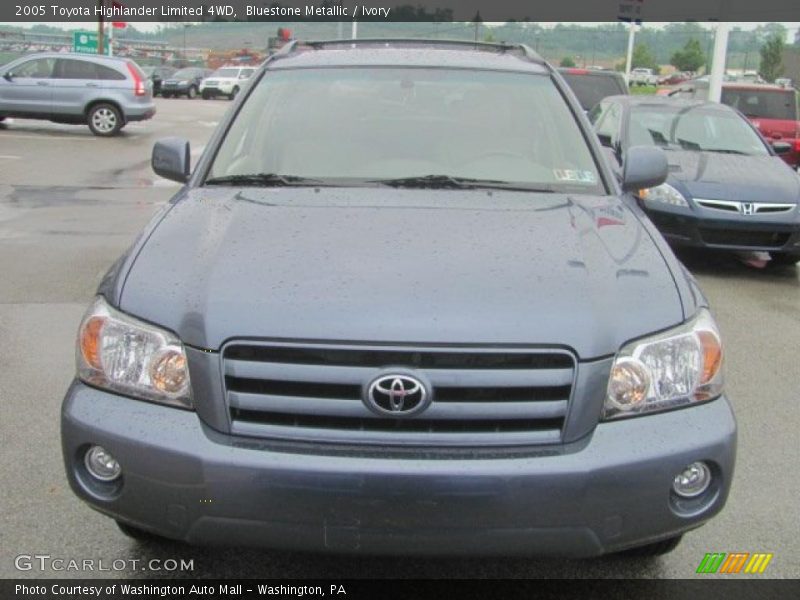 Bluestone Metallic / Ivory 2005 Toyota Highlander Limited 4WD