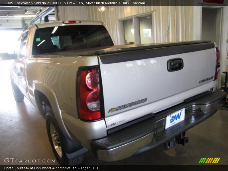 Silver Birch Metallic / Dark Charcoal 2005 Chevrolet Silverado 2500HD LS Crew Cab