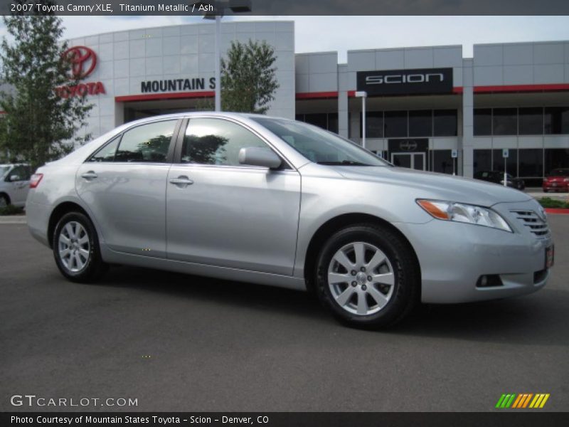 Titanium Metallic / Ash 2007 Toyota Camry XLE