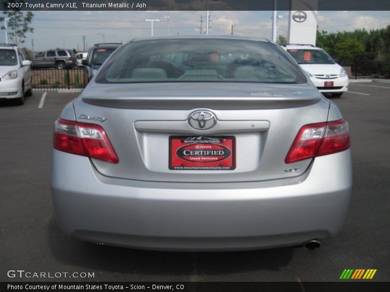 Titanium Metallic / Ash 2007 Toyota Camry XLE