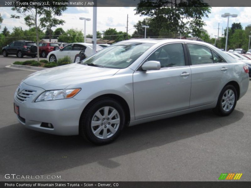 Titanium Metallic / Ash 2007 Toyota Camry XLE