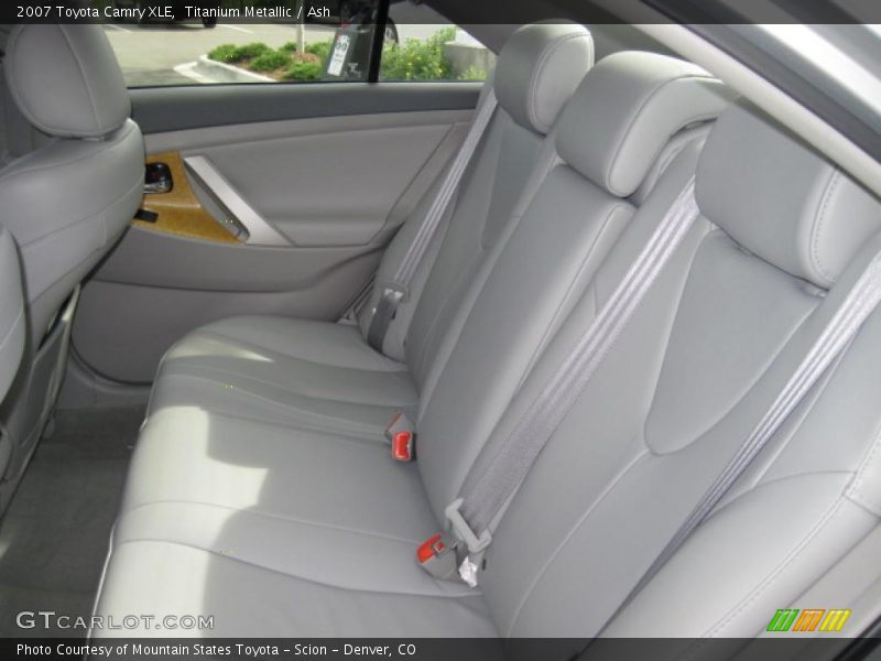 Titanium Metallic / Ash 2007 Toyota Camry XLE
