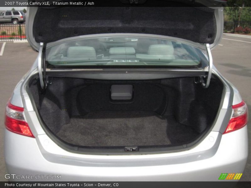 Titanium Metallic / Ash 2007 Toyota Camry XLE