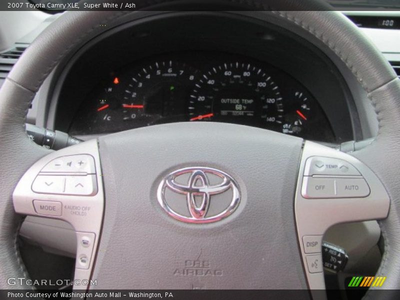 Super White / Ash 2007 Toyota Camry XLE