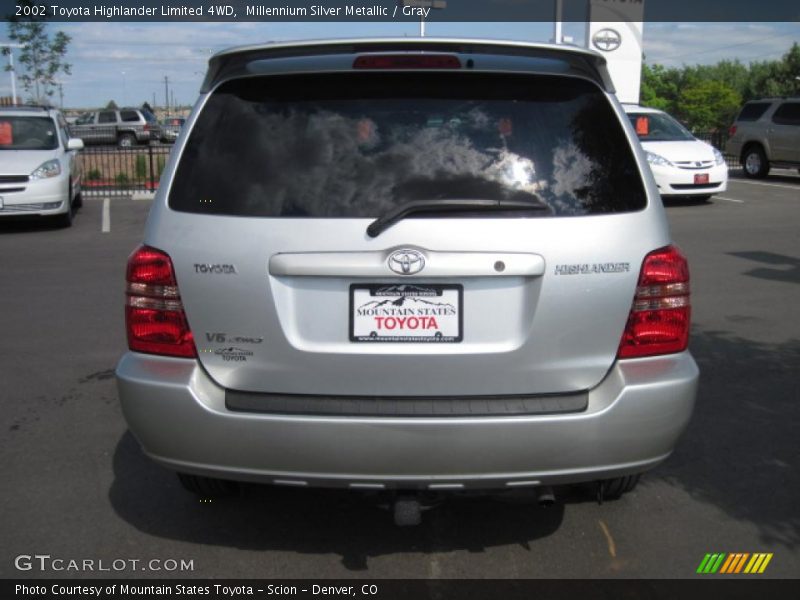 Millennium Silver Metallic / Gray 2002 Toyota Highlander Limited 4WD