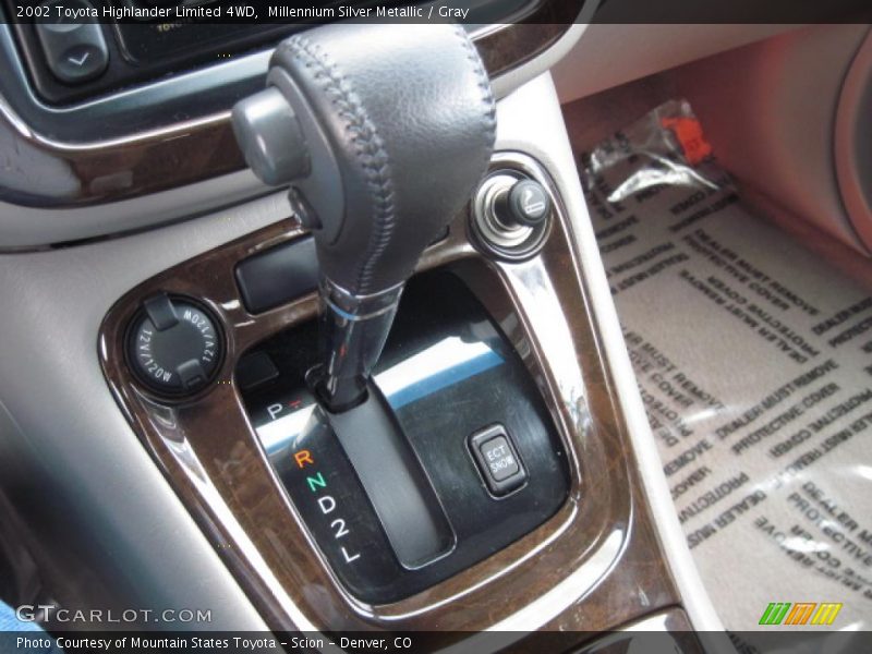 Millennium Silver Metallic / Gray 2002 Toyota Highlander Limited 4WD