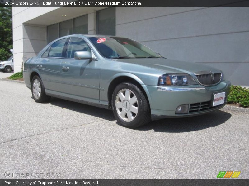 Light Tundra Metallic / Dark Stone/Medium Light Stone 2004 Lincoln LS V6