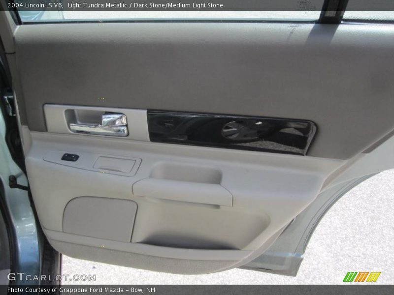Light Tundra Metallic / Dark Stone/Medium Light Stone 2004 Lincoln LS V6