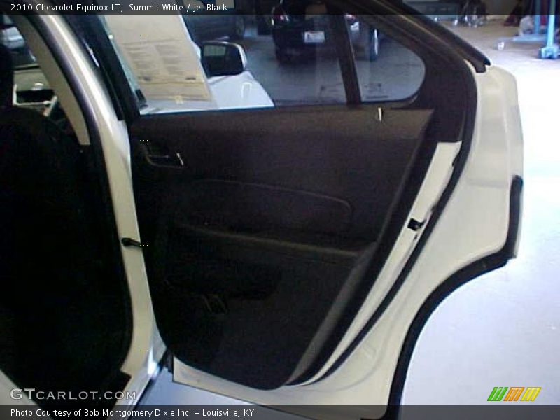 Summit White / Jet Black 2010 Chevrolet Equinox LT