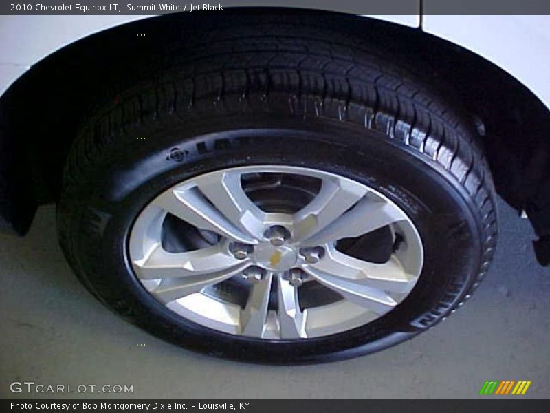 Summit White / Jet Black 2010 Chevrolet Equinox LT