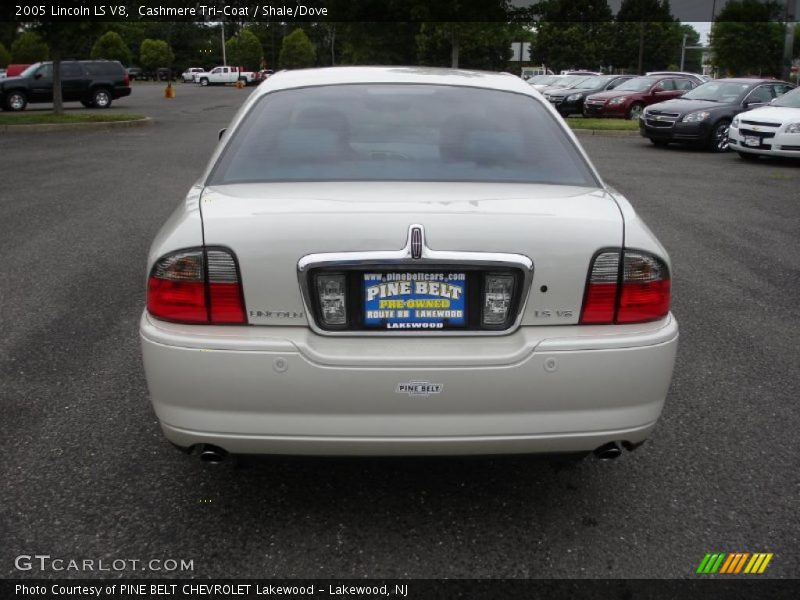 Cashmere Tri-Coat / Shale/Dove 2005 Lincoln LS V8