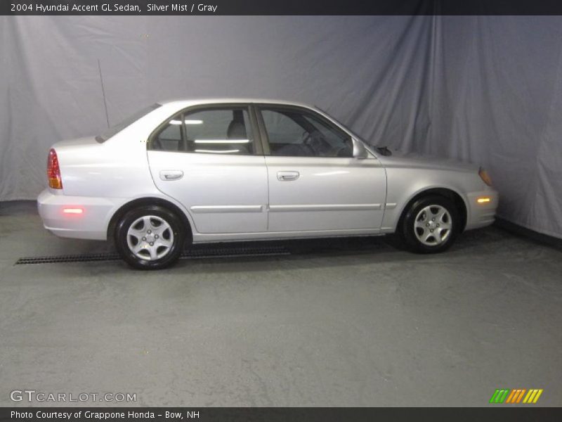 Silver Mist / Gray 2004 Hyundai Accent GL Sedan