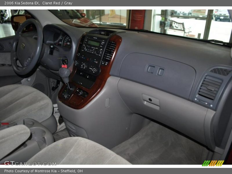 Claret Red / Gray 2006 Kia Sedona EX