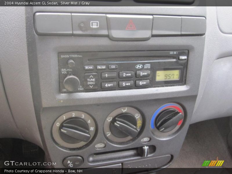 Silver Mist / Gray 2004 Hyundai Accent GL Sedan