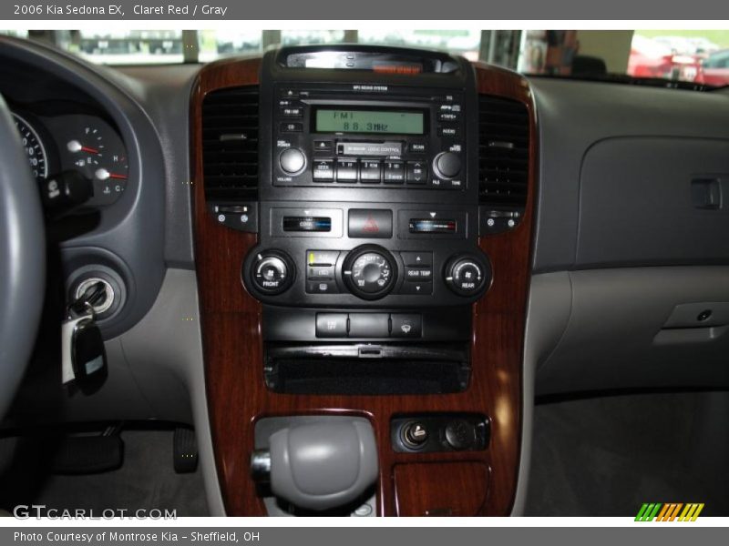 Claret Red / Gray 2006 Kia Sedona EX