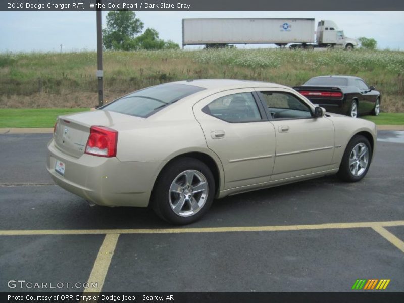 White Gold Pearl / Dark Slate Gray 2010 Dodge Charger R/T