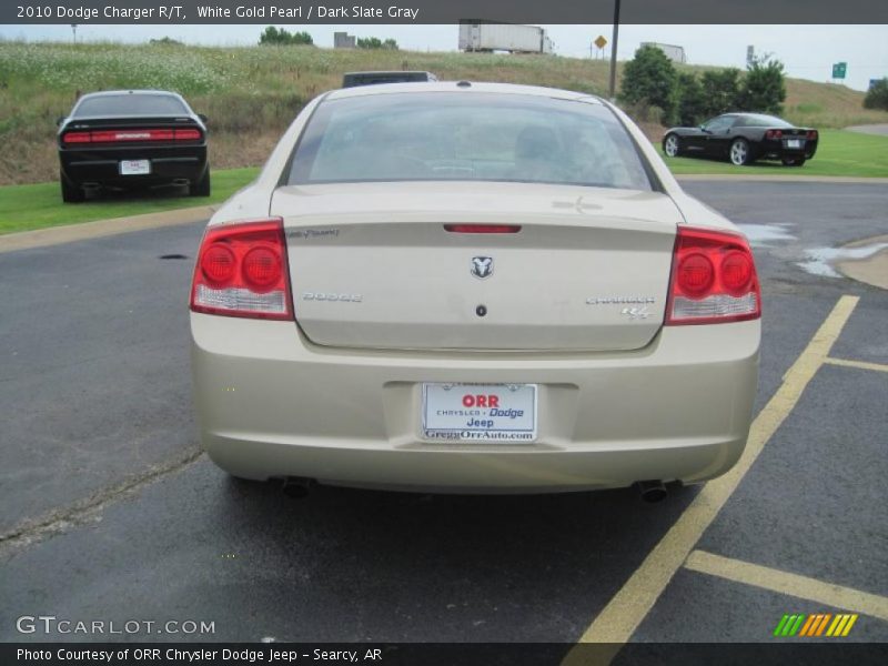 White Gold Pearl / Dark Slate Gray 2010 Dodge Charger R/T