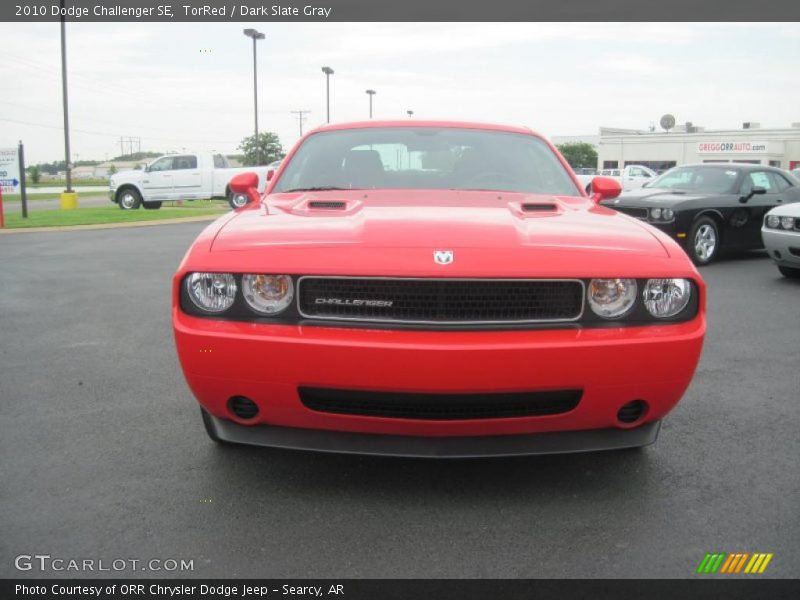 TorRed / Dark Slate Gray 2010 Dodge Challenger SE