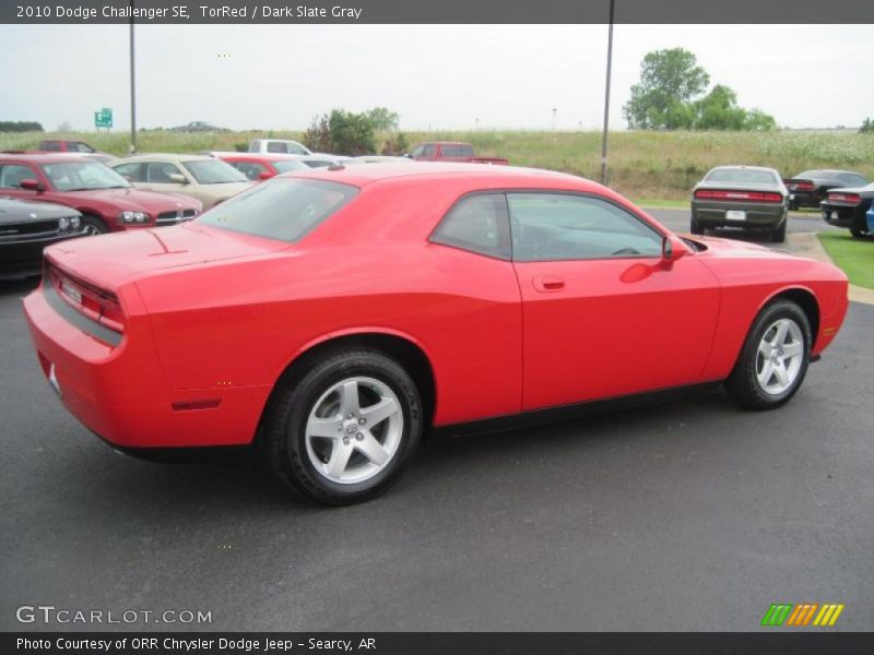 TorRed / Dark Slate Gray 2010 Dodge Challenger SE