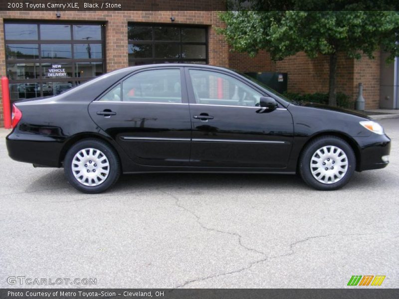 Black / Stone 2003 Toyota Camry XLE