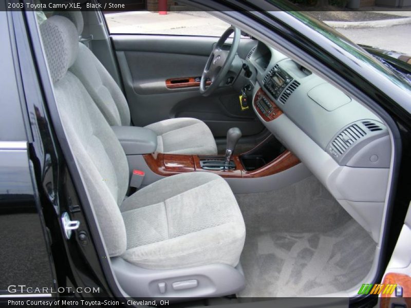 Black / Stone 2003 Toyota Camry XLE