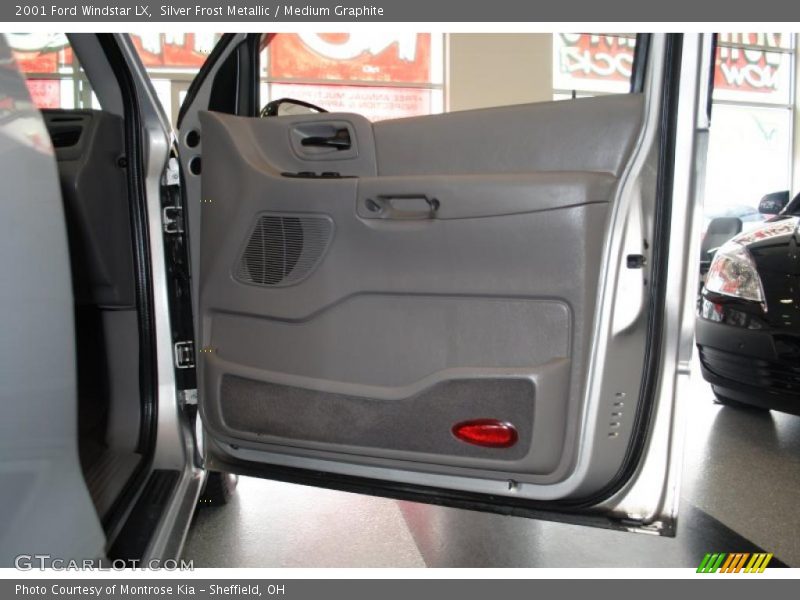 Silver Frost Metallic / Medium Graphite 2001 Ford Windstar LX