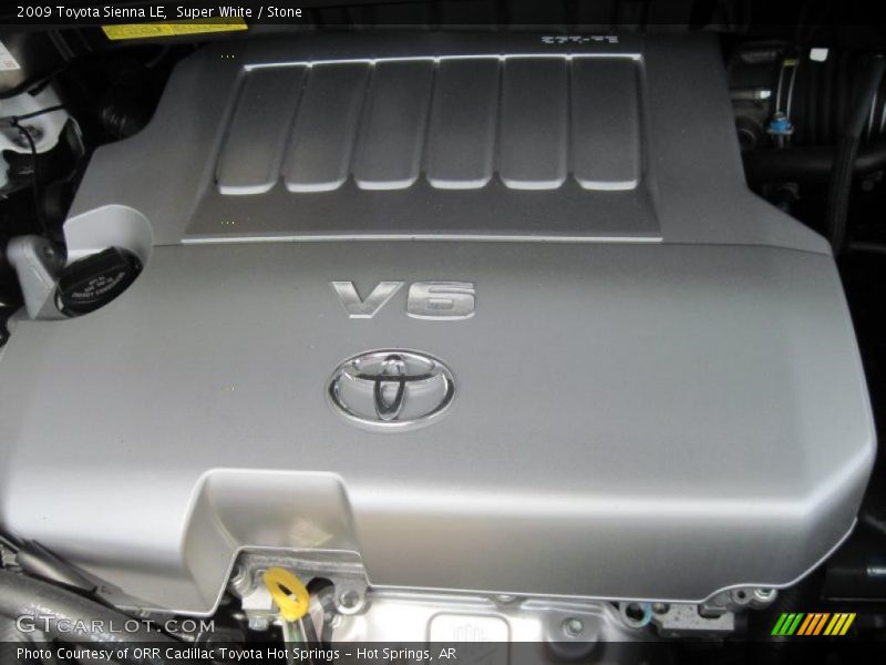 Super White / Stone 2009 Toyota Sienna LE