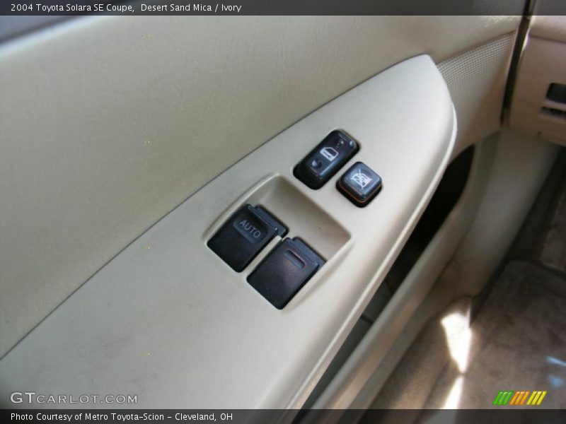 Desert Sand Mica / Ivory 2004 Toyota Solara SE Coupe