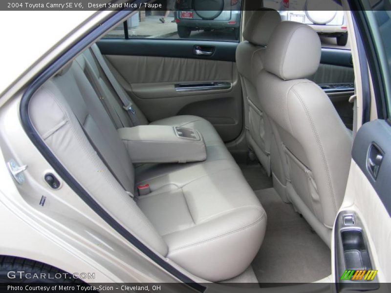 Desert Sand Mica / Taupe 2004 Toyota Camry SE V6