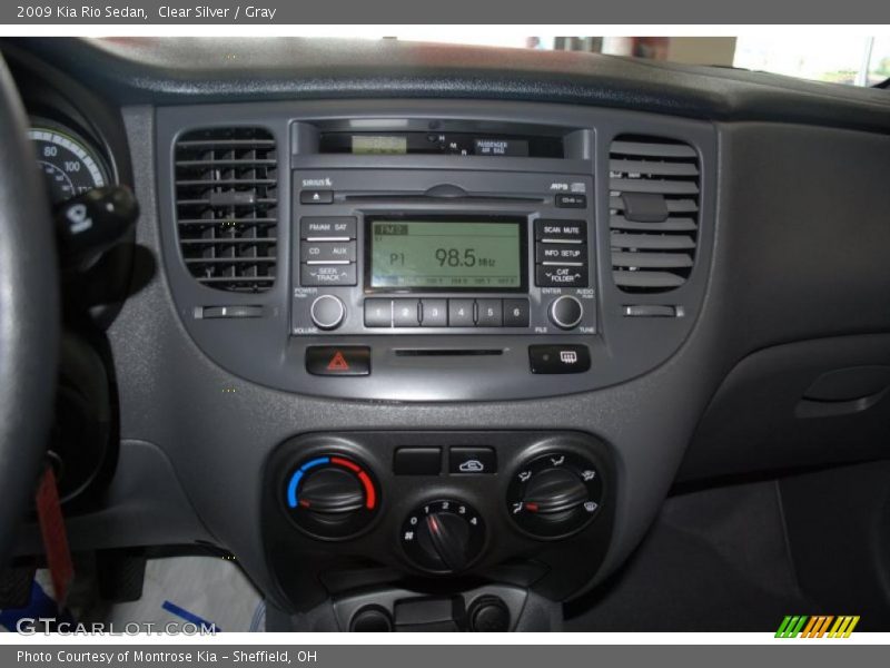 Clear Silver / Gray 2009 Kia Rio Sedan