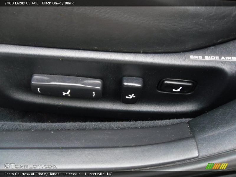 Black Onyx / Black 2000 Lexus GS 400