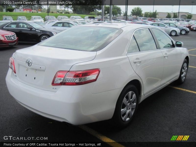 Super White / Ash Gray 2010 Toyota Camry LE