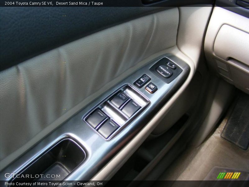 Desert Sand Mica / Taupe 2004 Toyota Camry SE V6