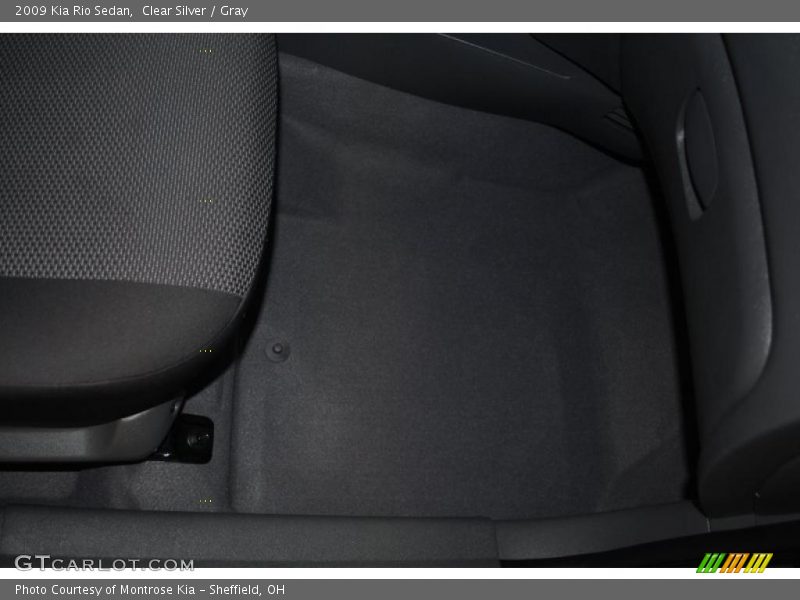 Clear Silver / Gray 2009 Kia Rio Sedan