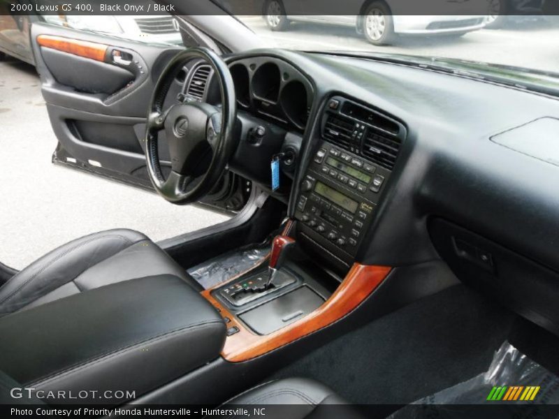 Black Onyx / Black 2000 Lexus GS 400