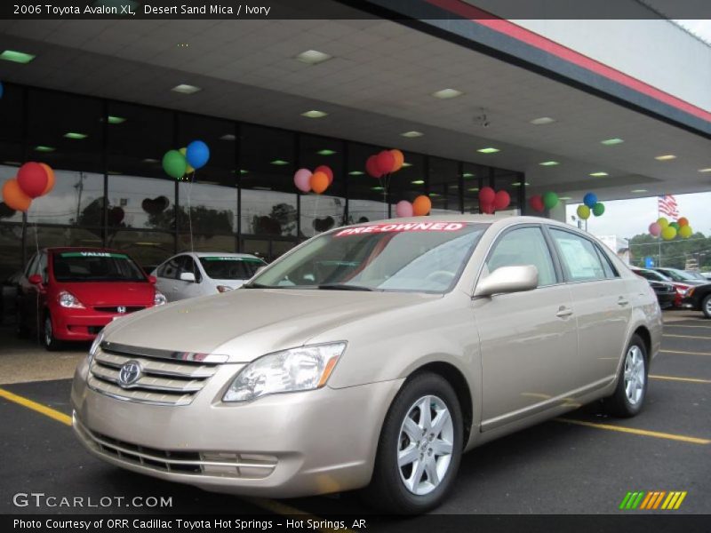 Desert Sand Mica / Ivory 2006 Toyota Avalon XL
