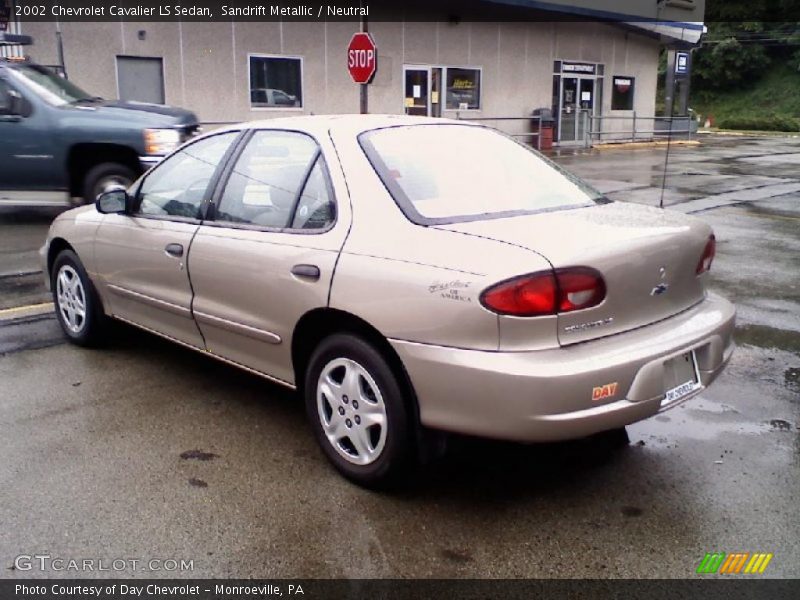 Sandrift Metallic / Neutral 2002 Chevrolet Cavalier LS Sedan