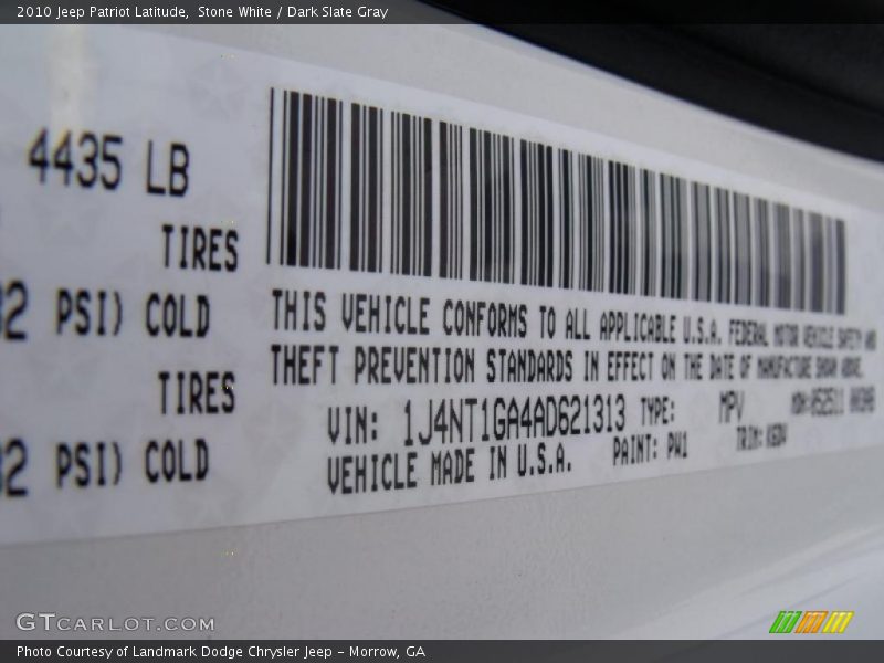 Stone White / Dark Slate Gray 2010 Jeep Patriot Latitude