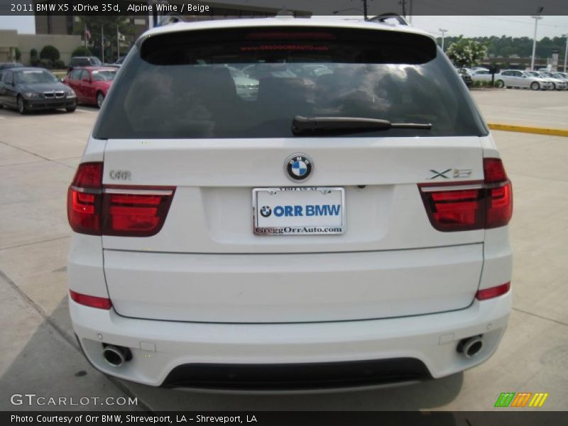 Alpine White / Beige 2011 BMW X5 xDrive 35d