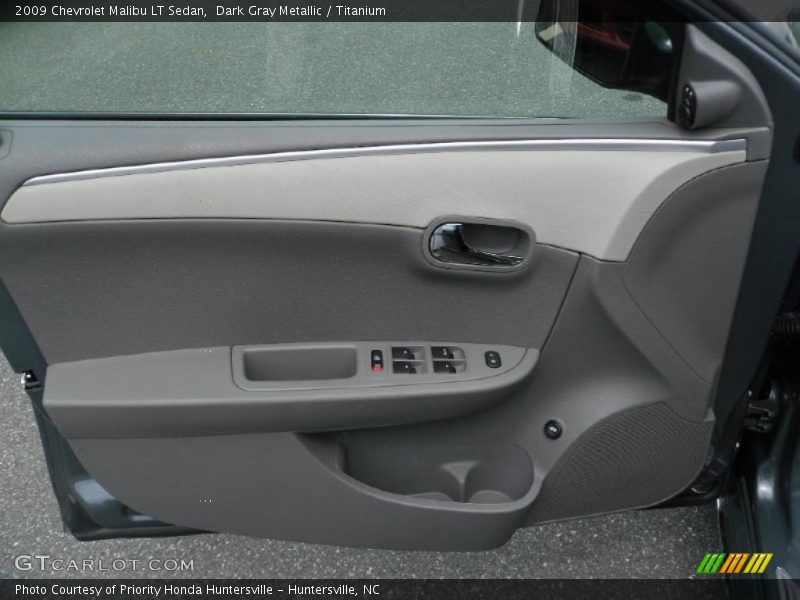 Dark Gray Metallic / Titanium 2009 Chevrolet Malibu LT Sedan